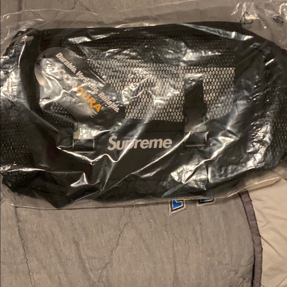new supreme drop waist bag - Picture 1 of 3